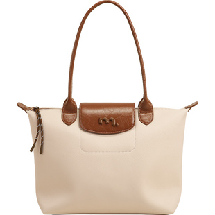 妙迪轻便质感大容量托特包白色新款妈咪包通勤单肩饺子翅膀包包女