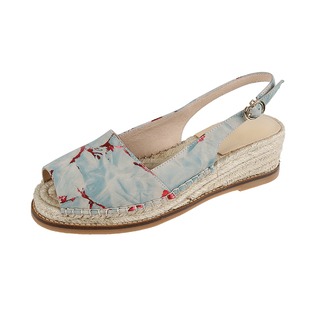 2026夏季新款鱼嘴坡跟凉鞋女百搭舒适草编渔夫鞋印花牛皮厚底女鞋