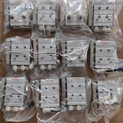 【议价-可维修】  AIRTAC 气缸 NGQM20-20-W8H-S0925 /均有货