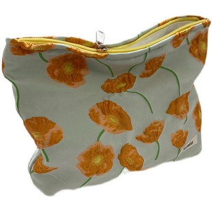 小白兔几 海芋花化妆包女便携随身手拿包口红手机整理收纳袋女