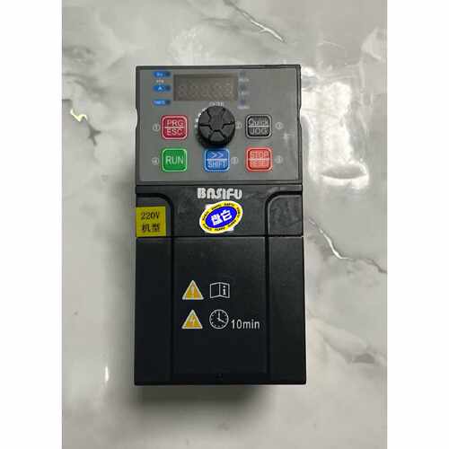 溢价-BASIFU变频器220V 2.3A  BF700-3SR4