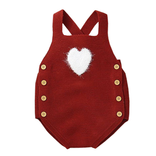 韩版婴儿针织毛衣背带裤女宝宝爱心针织包屁衣套装纯棉毛线连体裤