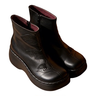 一席之地女鞋复古真皮厚底短靴女秋冬手工缝线软底舒适中年妈妈靴