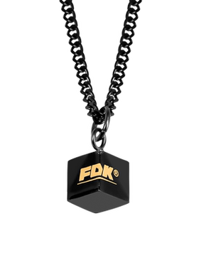 FDK原创正品黑色字母骰子项链男