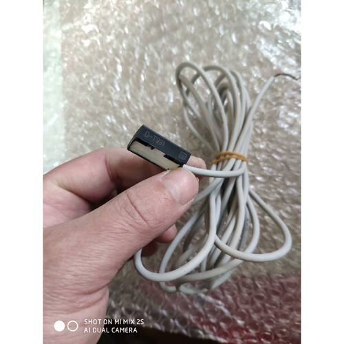 旋转气缸磁性开关D-T991，，如假白送。询价