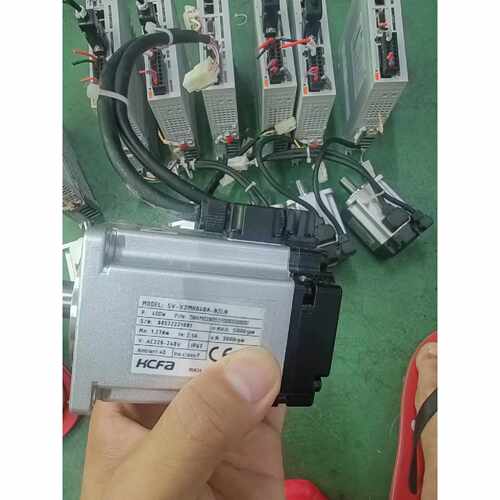 议价禾川SVX5EBP40AAO00拆机成色新漂亮有7套拆维修