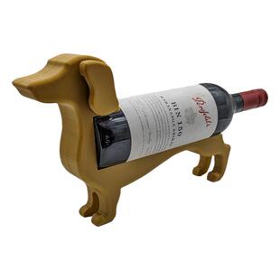 一个创意 Dachshund Wine Bottle Holder 可爱腊肠狗红酒架摆件