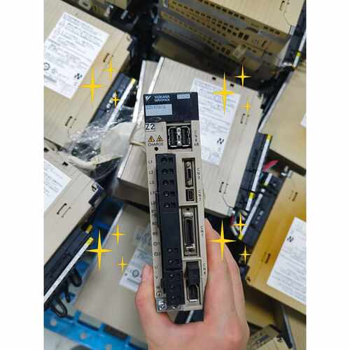 询价-安川驱动器SGDV-R70A11A，220V，三相交流电，正