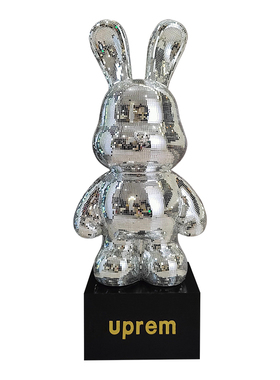 82cm高贴珠玻璃兔子摆件