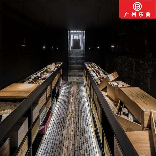 实力厂家定制高档红酒柜不锈钢酒架欧式风格洋酒展示柜专业设计