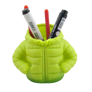 原创设计可爱卡通笔筒收纳盒桌面装饰品办公室创意摆件新奇羽绒服