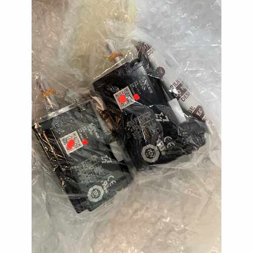 【请询价】全新SGM7A01AFA21原装100W伺服电机实物