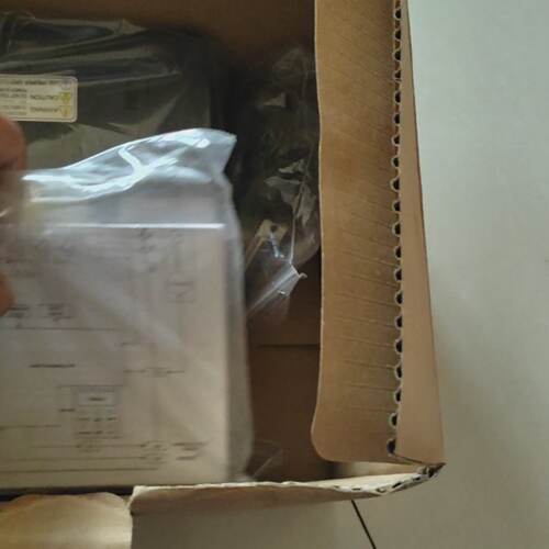 台达ASD-B2-0721-B驱动器，全新未拆封！