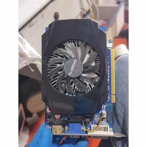 议价技嘉gt730显卡2g显存拆机原装成色如图一切正常可维修