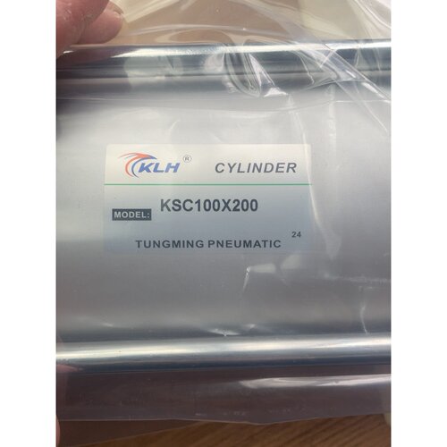 询价下单全新KLH铝合金标准气缸SC100X200，原包装在，库存全
