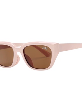 2026鲁奇儿童太阳镜防紫外线轻便透气户外运动时尚潮墨镜61150