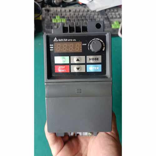 议价4963#，0.2KW220V，台达变频器，型号VFD002