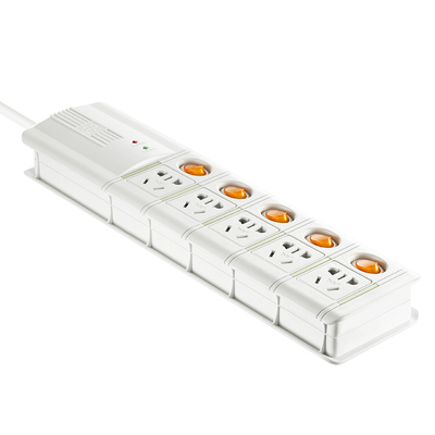 突破防雷456位防过载插排插座