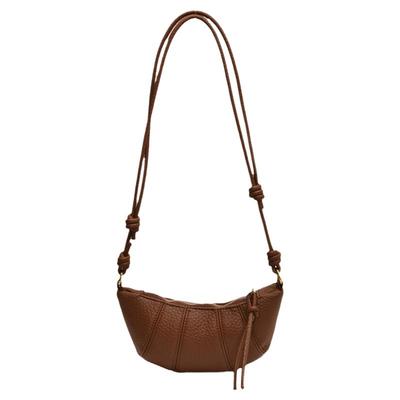 2024新款牛角包爆款饺子包