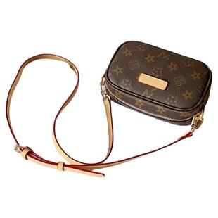 优草坊女包2026新款高品质手机包时尚百搭单肩斜挎包小众通勤包潮