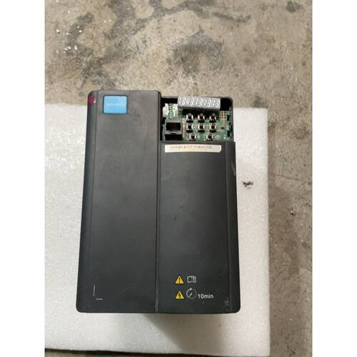 〔议价-可维修〕变频器CW360T3.7B-N 380V 3.7KW
