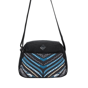 Frazzil/法姿休闲女包斜挎包2023新款洗水尼龙布单肩包时尚妈妈包