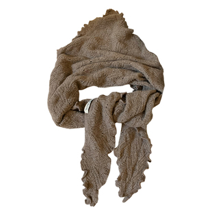 复古高级感木耳边三角披肩围巾女秋冬季新款时髦保暖披风围脖外搭