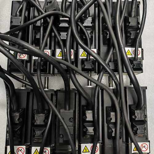 ISMH1-10B30CB-U232Z,汇川100w伺服电机，议价商品