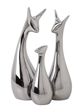 北欧轻奢三口鹿陶瓷摆件客厅玄关