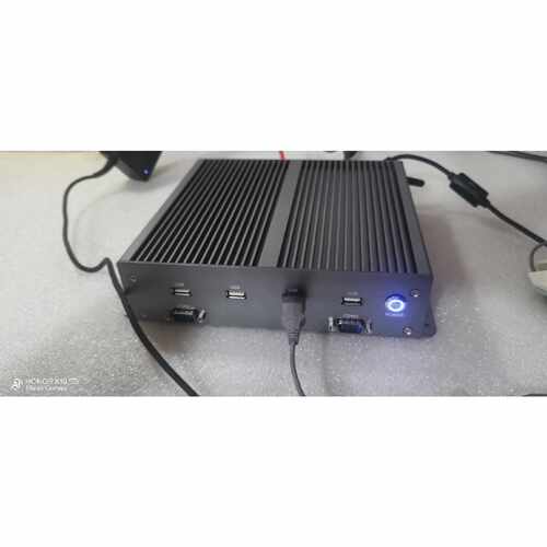 下单前咨询威沃工业工控机 VBOX-100 SH，实物拍摄，正常使用拆