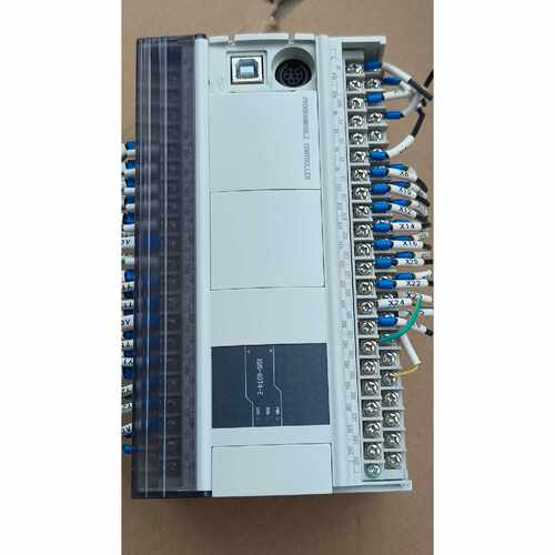 溢价-信捷XD560T4E成色如图