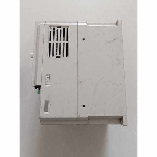 议价SHSC变频器SC620-G1.5/P2.2，三相380V输