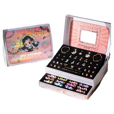 女孩子的生日礼物串珠礼盒