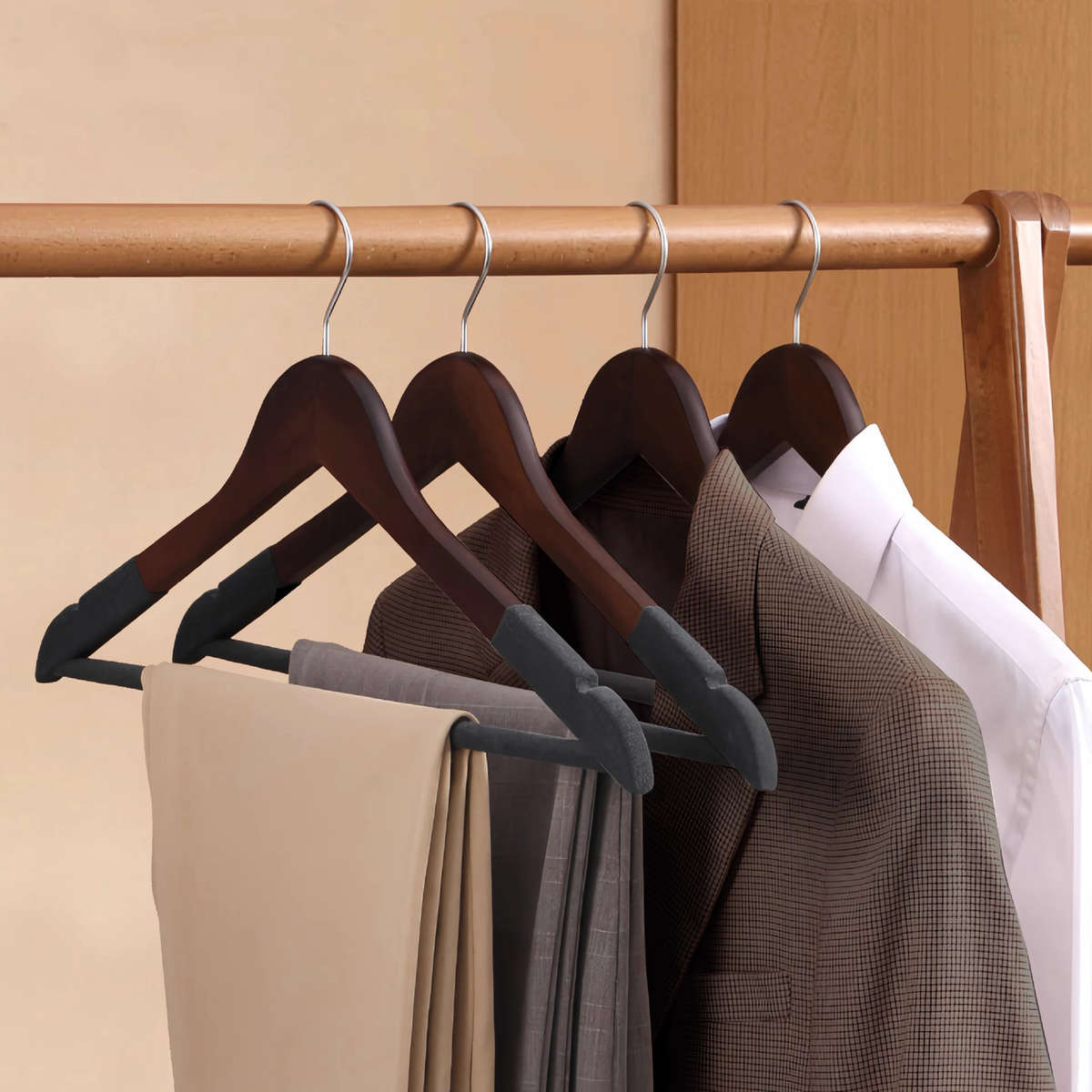 实木植绒衣架防滑无痕家用挂衣撑衣服架子木质木头衣柜收纳服装店