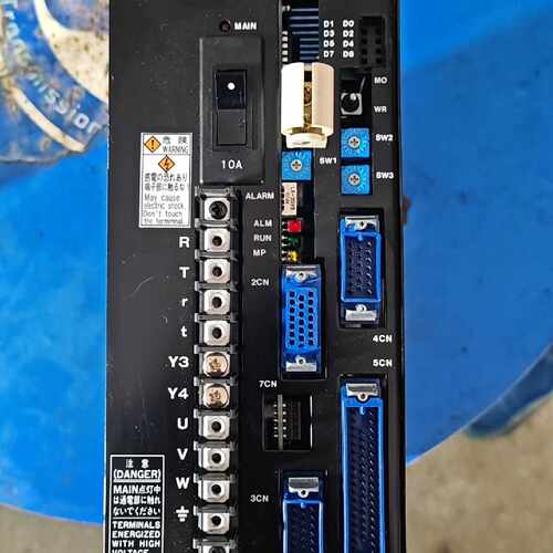 【询价】安川驱动器CACR-HR03BAB12Y50 3KW适用