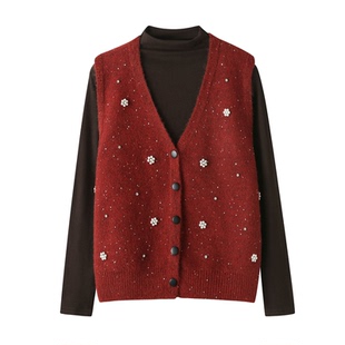 红色重工钉珠V领针织马甲背心女秋冬洋气叠穿半高领打底衫两件套