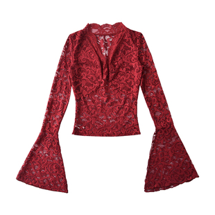 YoungGirlDay 新年圣诞纯欲氛围感性感深V喇叭长袖镂空蕾丝衫上衣