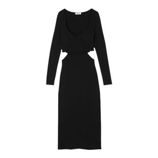SANDRO Outlets秋冬女装法式时尚气质黑色V领露腰长款针织连衣裙