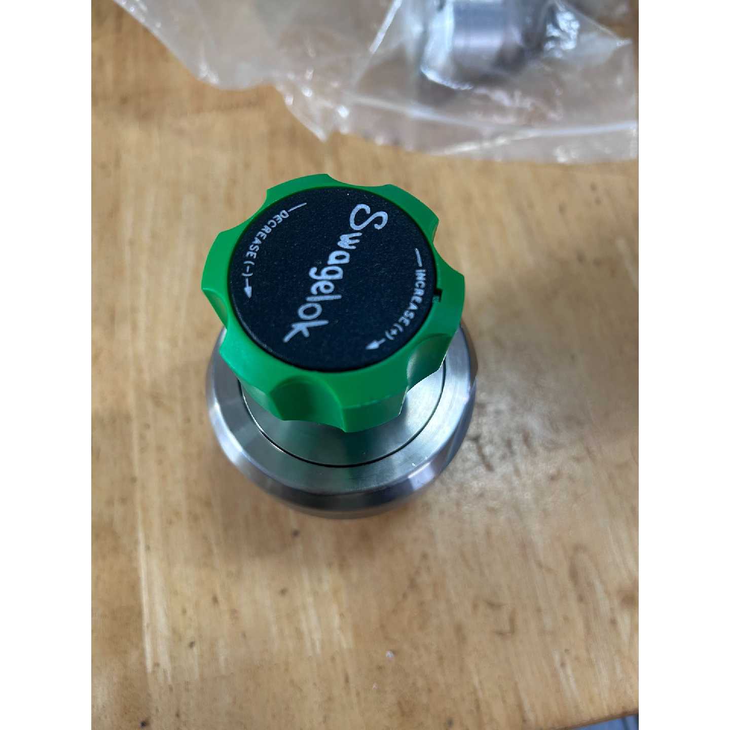 【请询价】美国Swagelok世伟洛克减压阀型号KF1FOA8A8