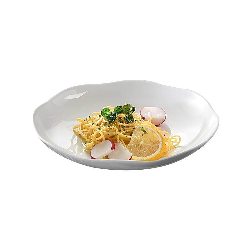 北欧菜盘家用陶瓷餐具高级感网红创意不规则盘花瓣盘深盘白色盘子