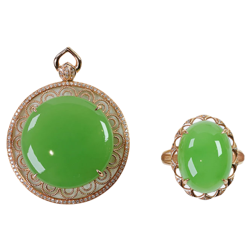时尚潮流和田玉项链金镶玉送老婆