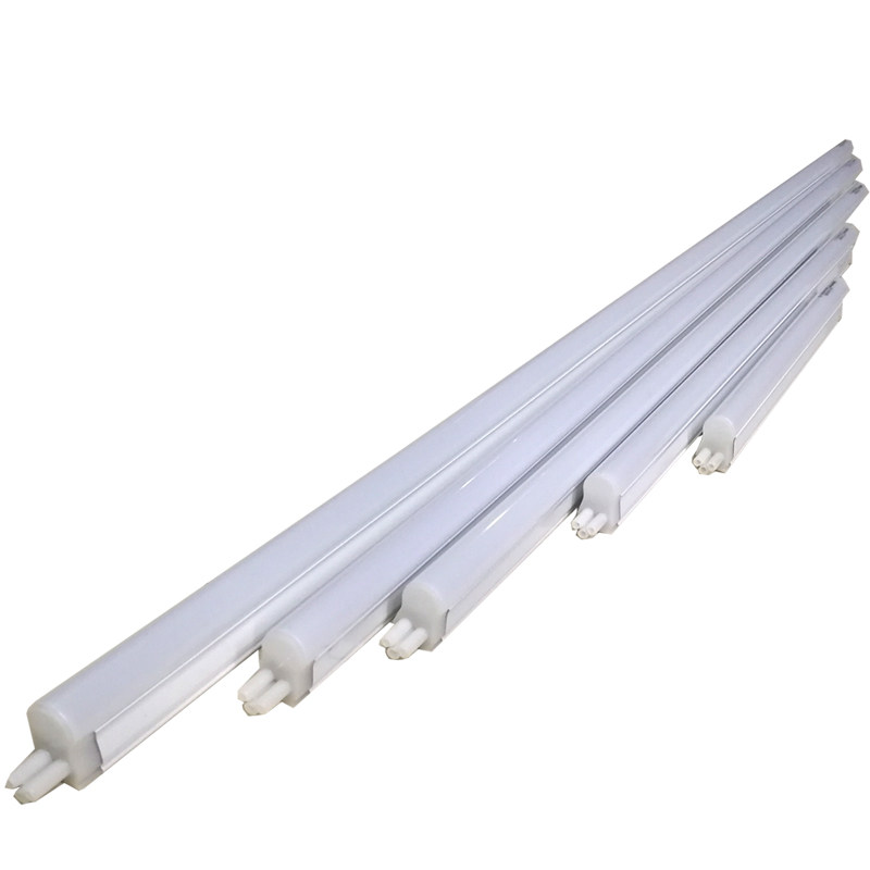 三雄极光T5LED一体化灯管全套