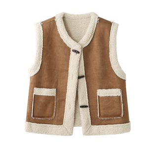 复古温柔风牛角扣鹿皮绒马甲女秋冬皮毛一体羊羔毛马夹坎肩短外套