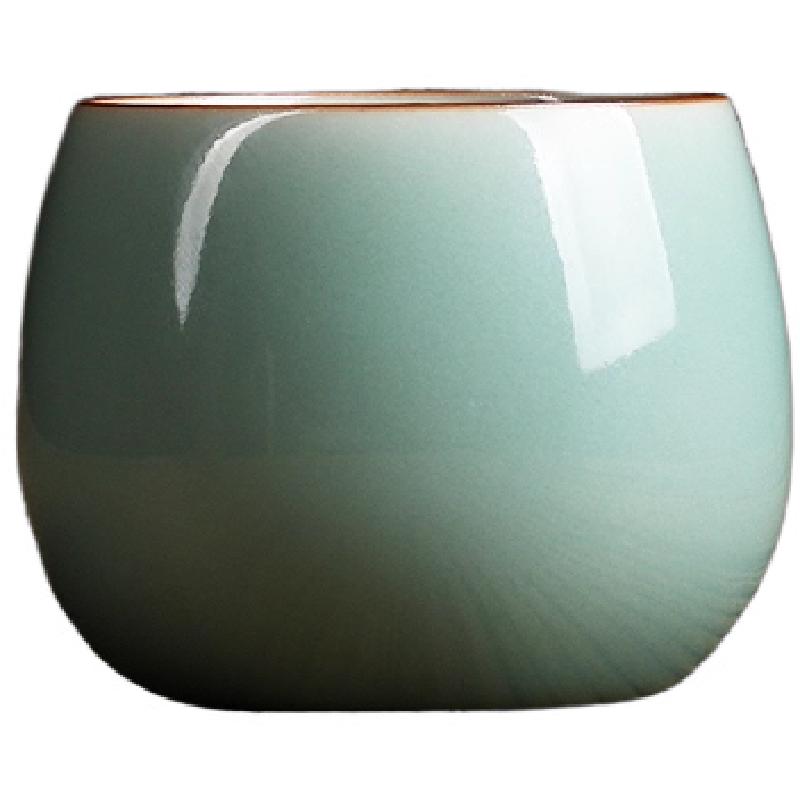 龙泉青瓷大师把玩观赏手工杯