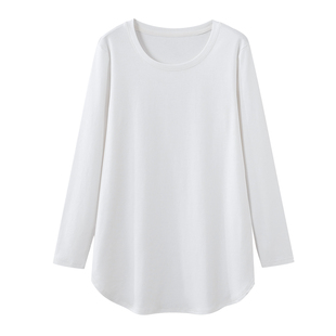 正肩长袖中长款白色t恤女秋季纯棉弧形下脚圆领加绒打底配鲨鱼裤
