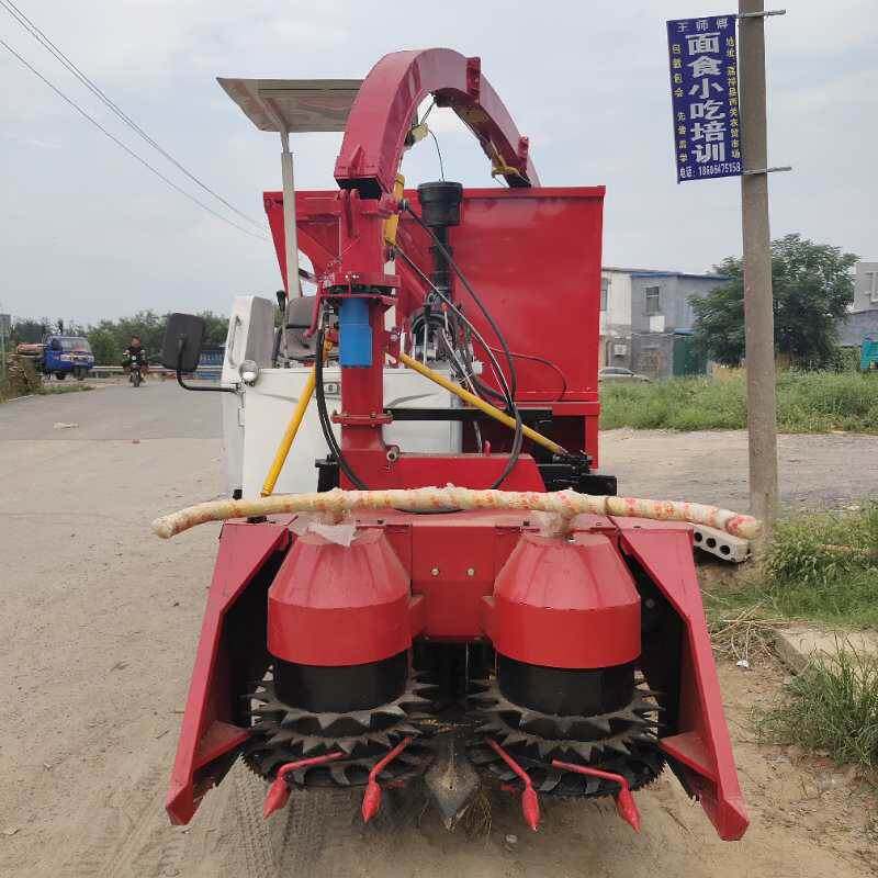 2023年新款履带式圆盘青储机 自助牧草秸秆青储收货机 青储机厂家