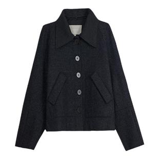 MEDECOO/墨蒂珂2025冬新款女装方领羊毛短款外套毛呢大衣MID31104