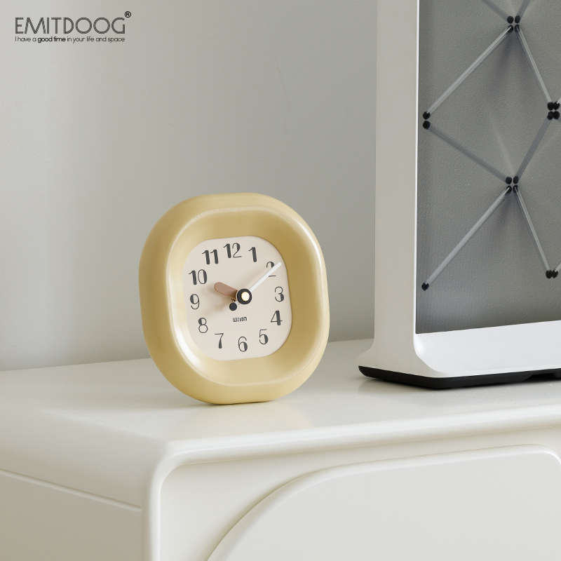 EMITDOOG客厅卧室创意座钟玄关时钟装饰品电视柜高级感桌面摆件