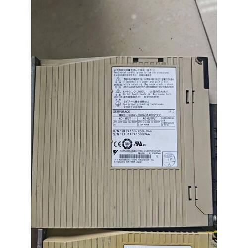 非标价安川400W伺服驱动器SGDV2R8A01B002000七议价