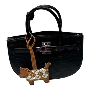 劳拉时黛2026新款凯莉包色手提包轻奢小众半圆设计百搭斜挎铂金包